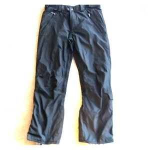Skiing pants